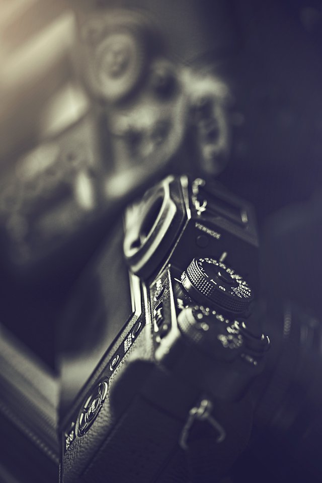 _F9F8378