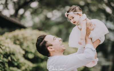 Father and Daughter Family Photo by Edwin Tan Photography